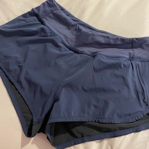 Outdoor Voices Hudson Shorts - M